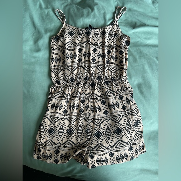 Tan&Black Woman’s Romper - Picture 1 of 4